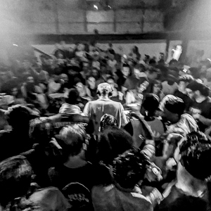 少司缘裸乳被爆❌白浆的动漫
